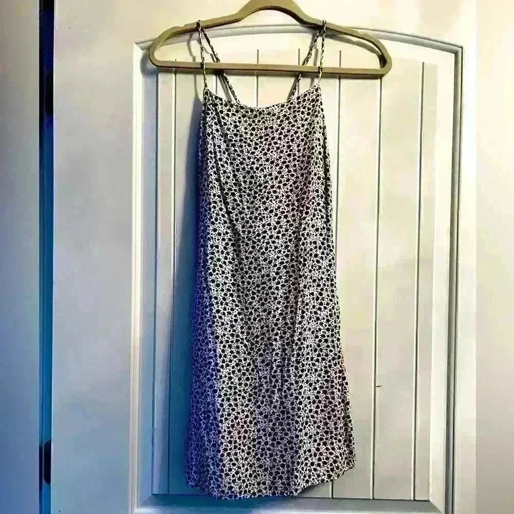 Altar’d State violet floral patterns on white Size small dress